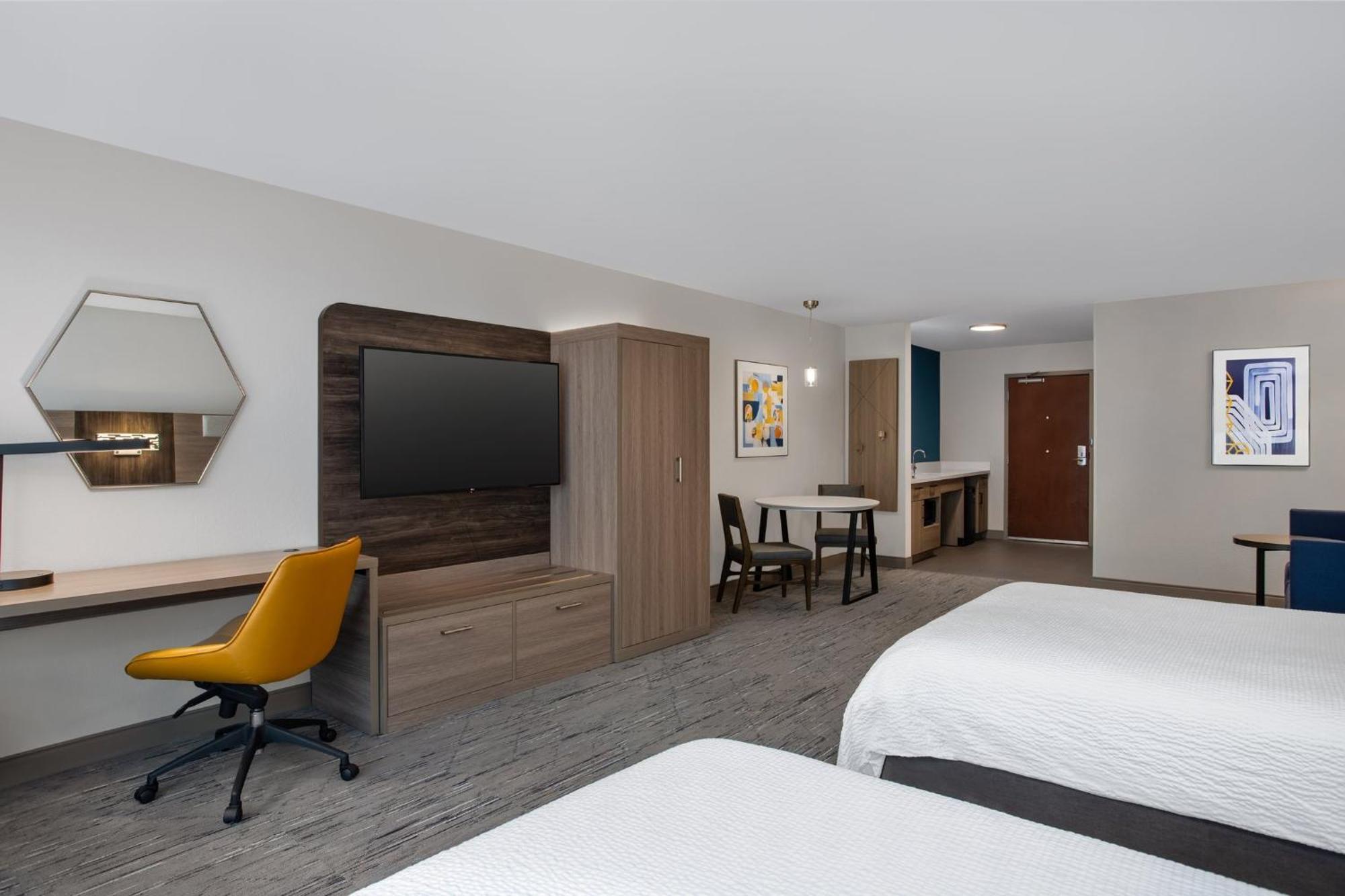 Holiday Inn Express Hotel & Suites Terre Haute By Ihg מראה חיצוני תמונה