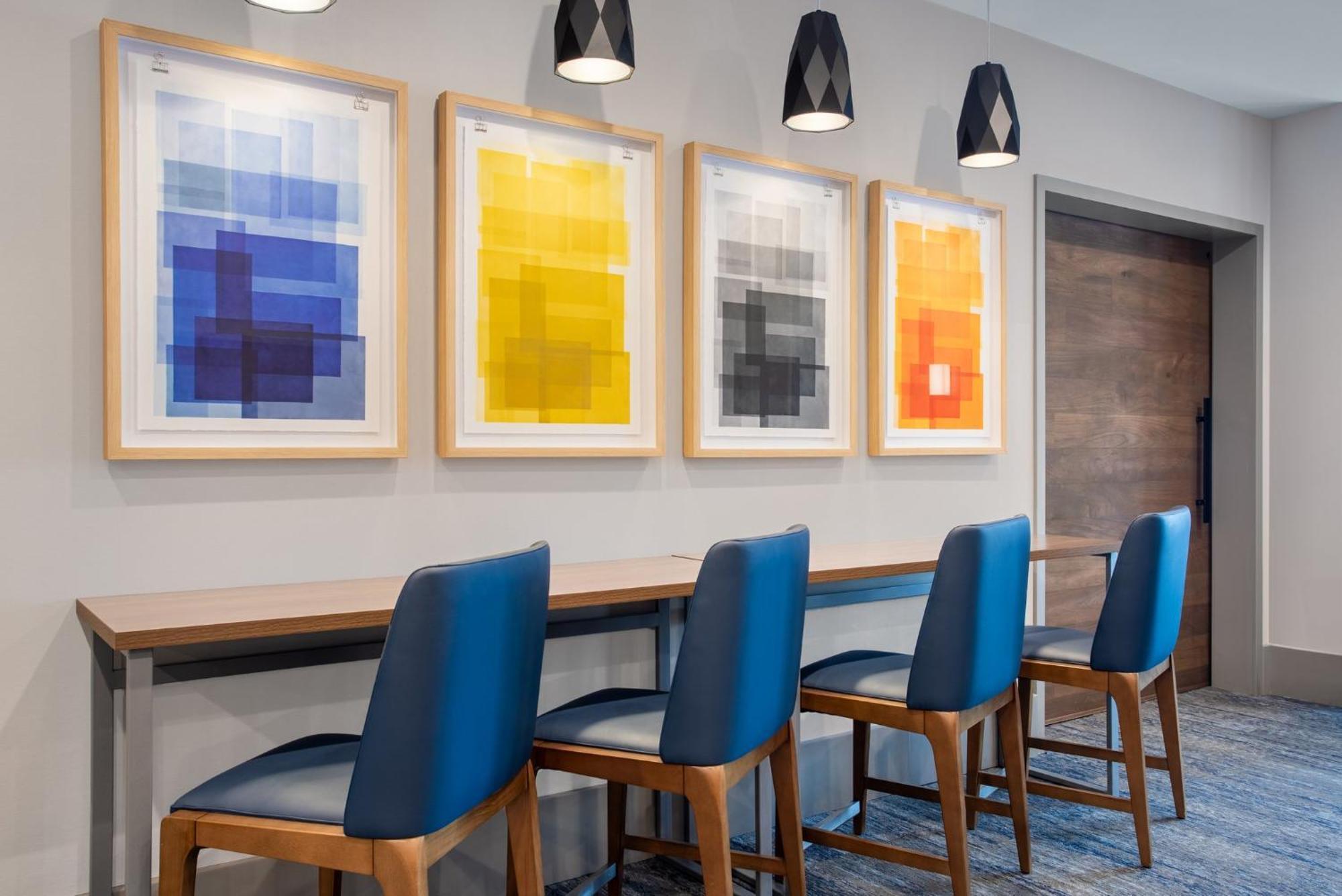 Holiday Inn Express Hotel & Suites Terre Haute By Ihg מראה חיצוני תמונה