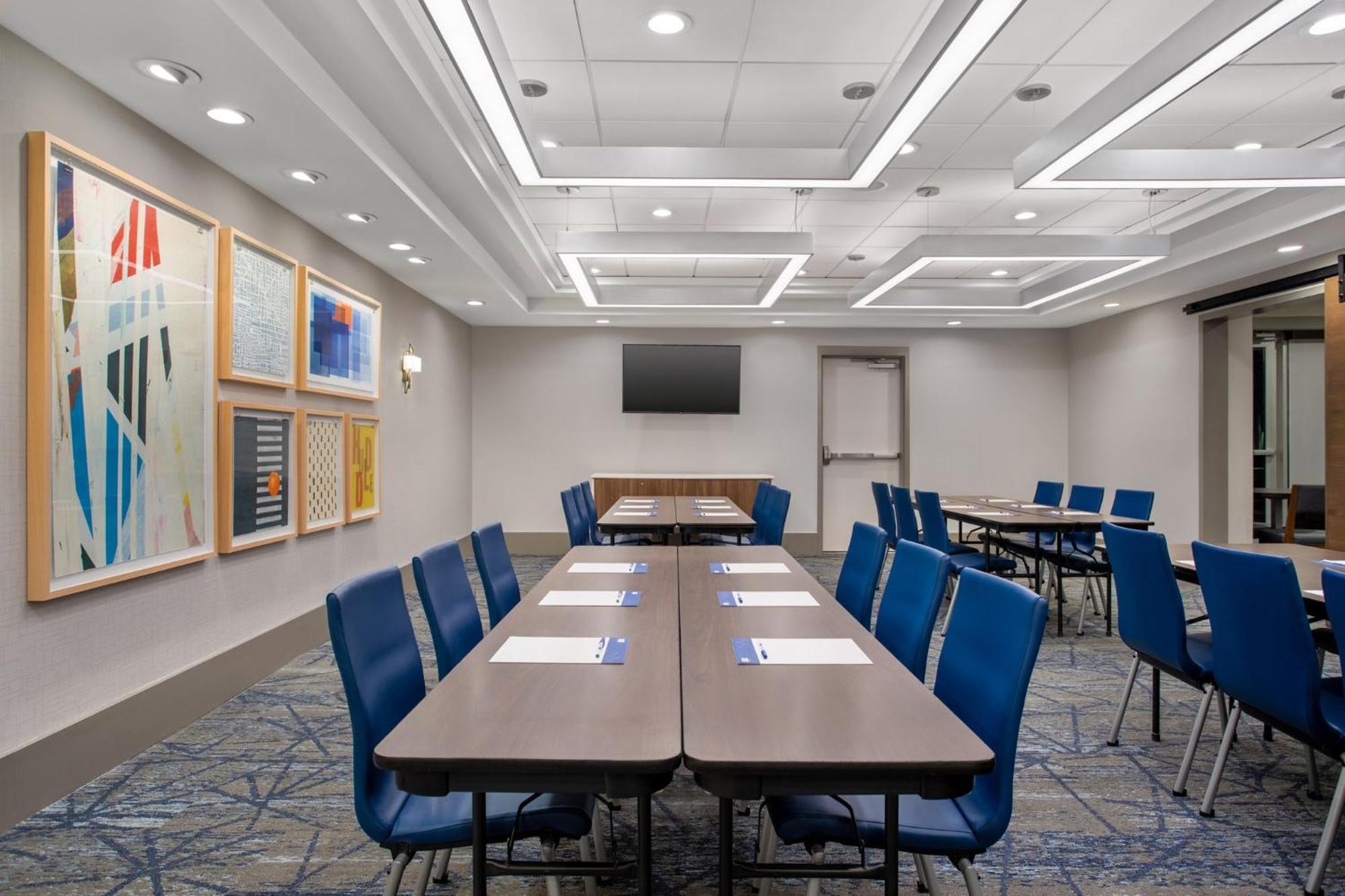 Holiday Inn Express Hotel & Suites Terre Haute By Ihg מראה חיצוני תמונה