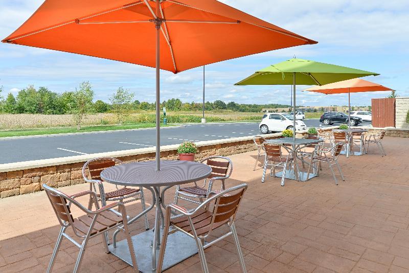 Holiday Inn Express Hotel & Suites Terre Haute By Ihg מראה חיצוני תמונה